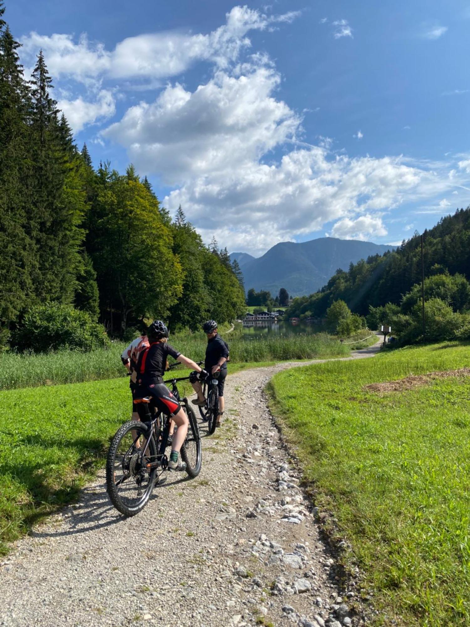 Seehaus Riessersee การ์มิช-พาร์เทนเคียร์เชน ภายนอก รูปภาพ
